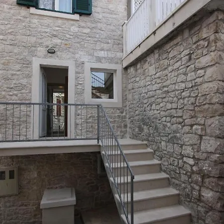 Sonja Apartamento Pucisca